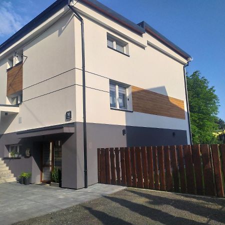 Pokoje I Apartamenty Na Szkolnej 자토르 외부 사진